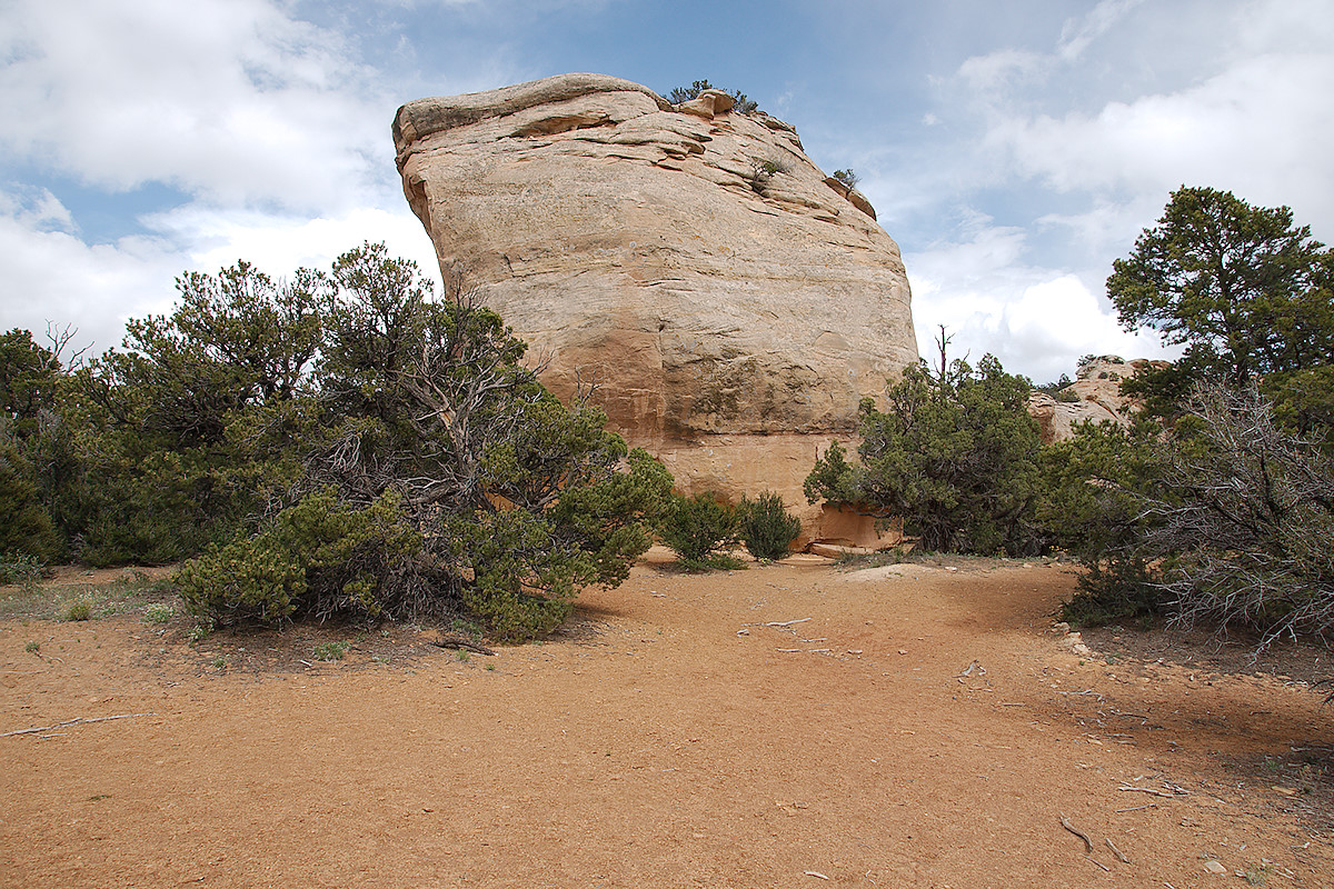 Cliffs am Little Dolores Valley