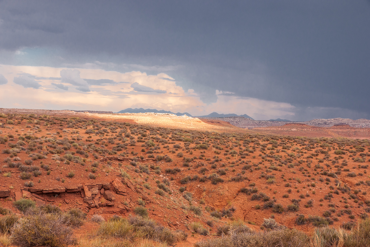 Rainbow Rocks, Blue Hills und LaSal Mountains