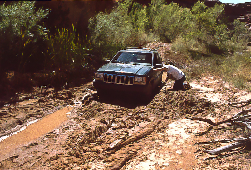 Jeep Grand Cherokee im Poison Spring Canyon